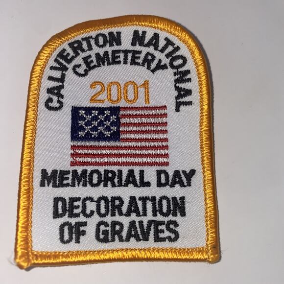 BSA Calverton National Cemetery Memorial Day Decoration Of Graves 2002 Patch New - Picture 1 of 2